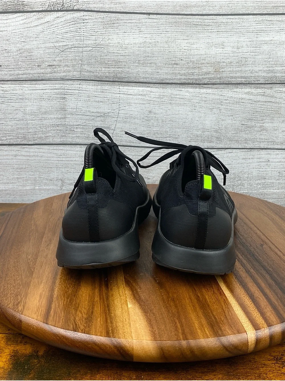 OOFOS OOmg Sport Lace Up Low Triple Black Comfort Recovery Shoes Men’s Size 10